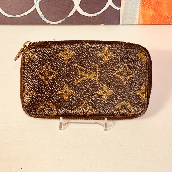 Louis Vuitton Key Holder Brown Monogram Zipper round - Picture 14 of 14